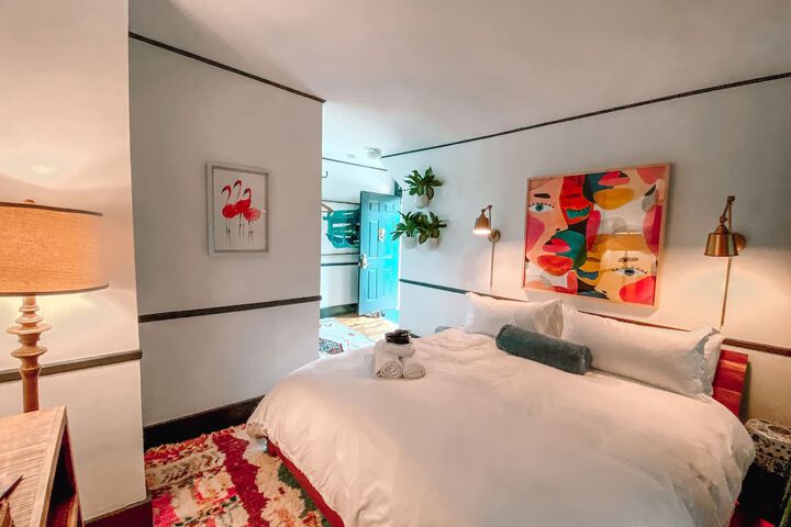 Room 19 of 82