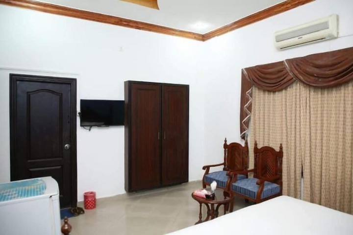 Room 10 of 22