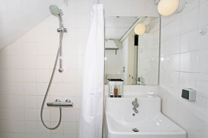 Bath Interior