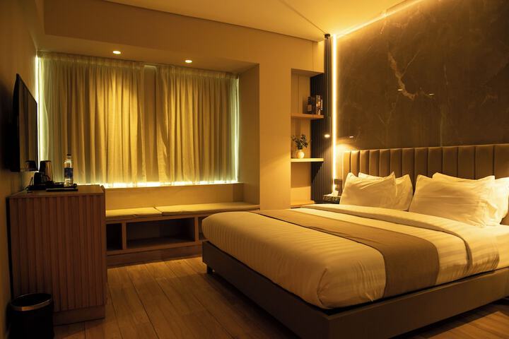 Room 16 of 54