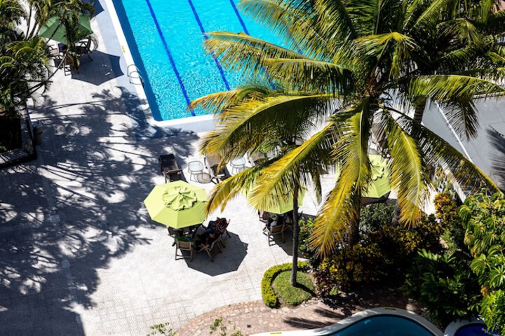 Pools & Facilities