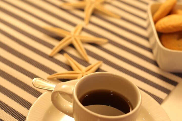 Breakfast/Coffee Service 28 of 39