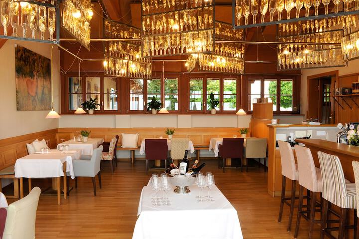 Dining Photos