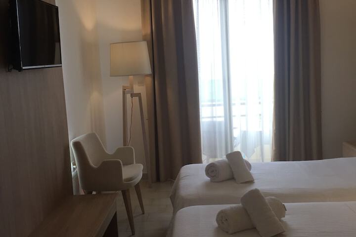 Room 7 of 70
