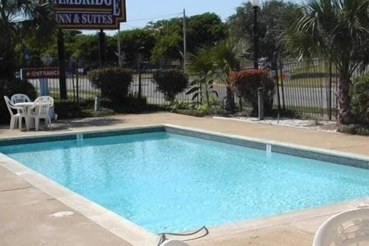 Pool 23 of 40