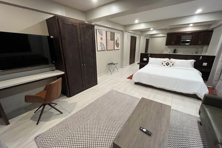 Room 3 of 27