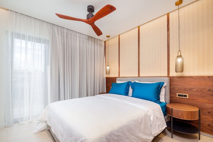 Room 15 of 91