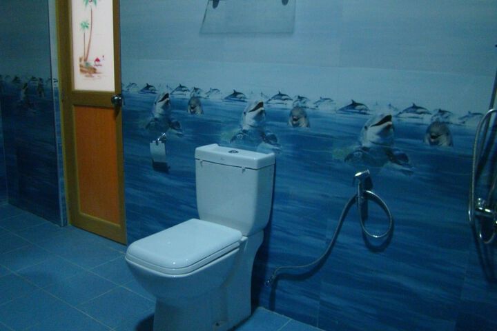 Room 16 of 43