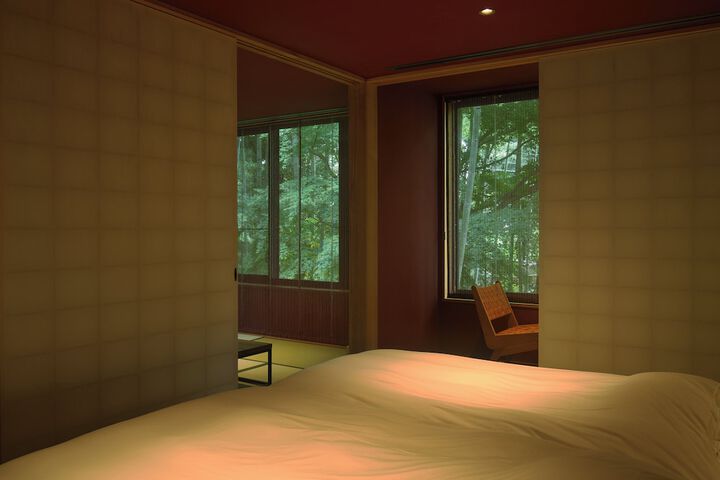 Room 12 of 51