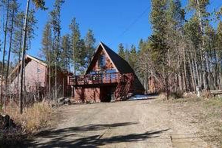 Image of Mary Jane Chalet