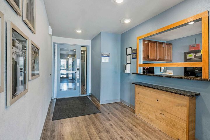 Hotel Interior 3 of 31