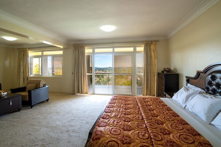 Room 21 of 54