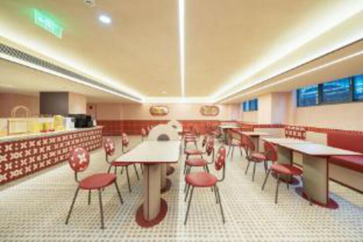Ni Hao Hotel (Yichang CBD Shopping Center Jiefang Pedestrian Street)