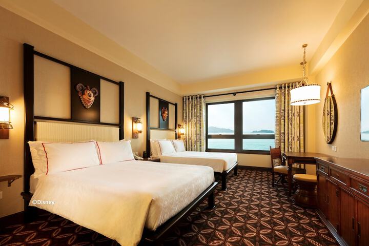Room 16 of 42