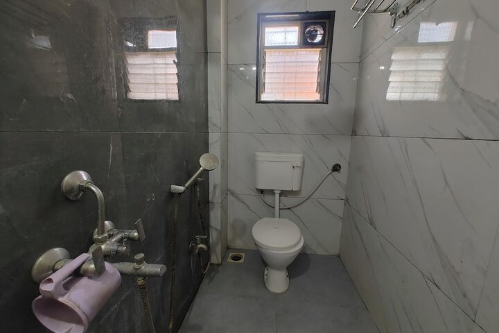 Room 18 of 25