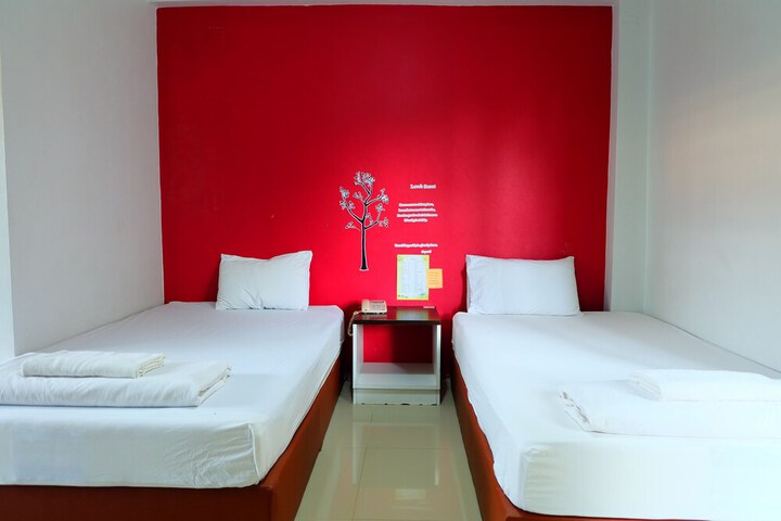 Room 6 of 21