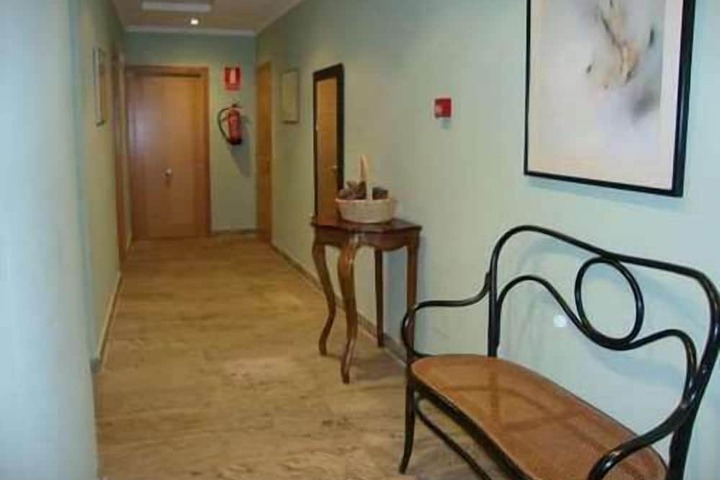 Room 6 of 49