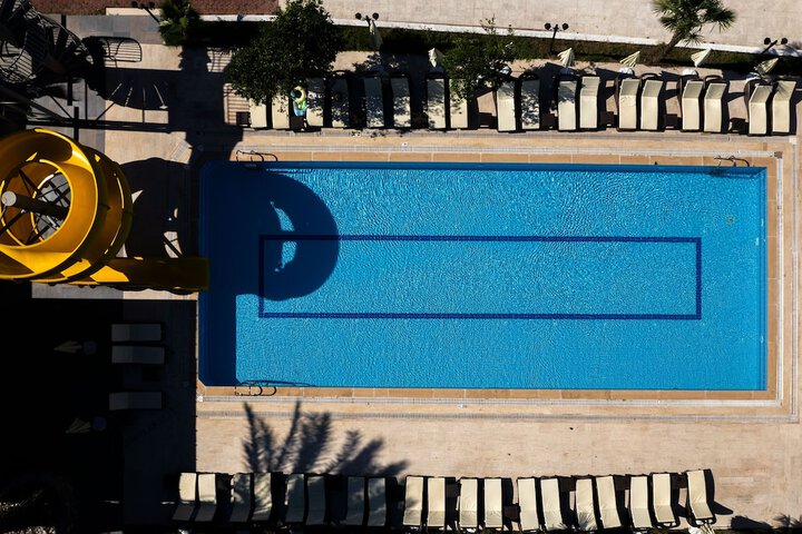 Pool 12 of 51