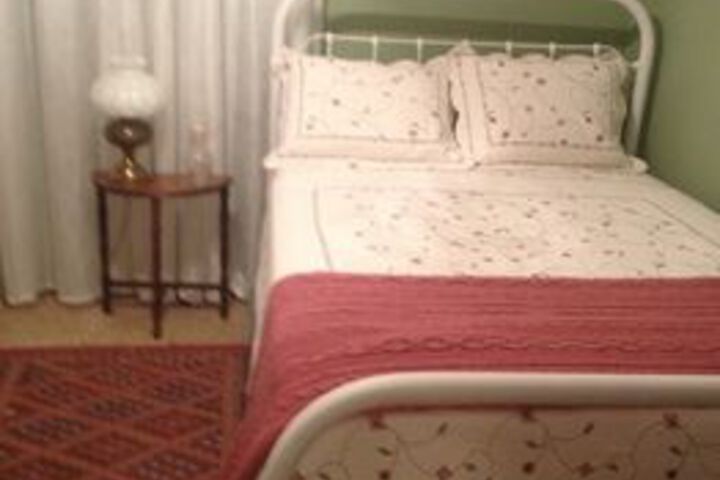 Room 12 of 17