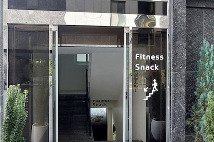 Hotel 4 of 319