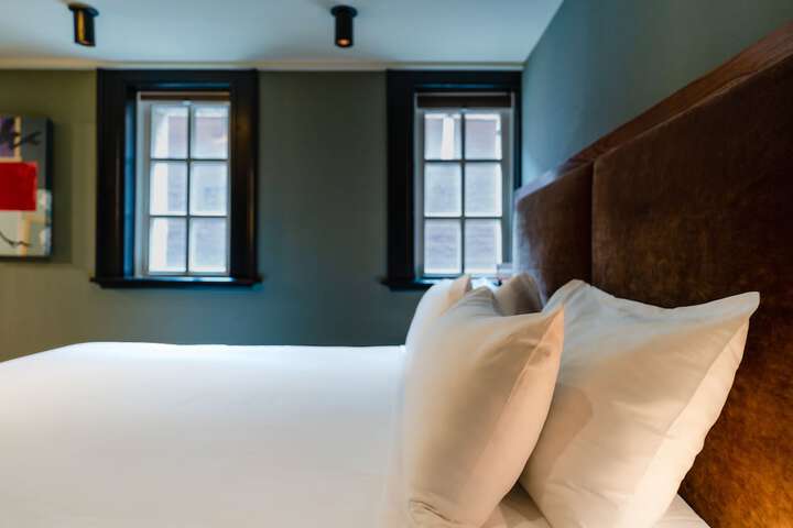Room 40 of 264