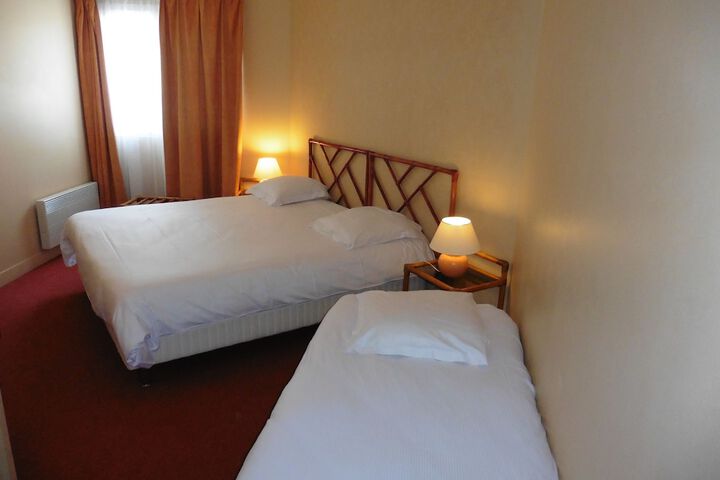Room 7 of 37