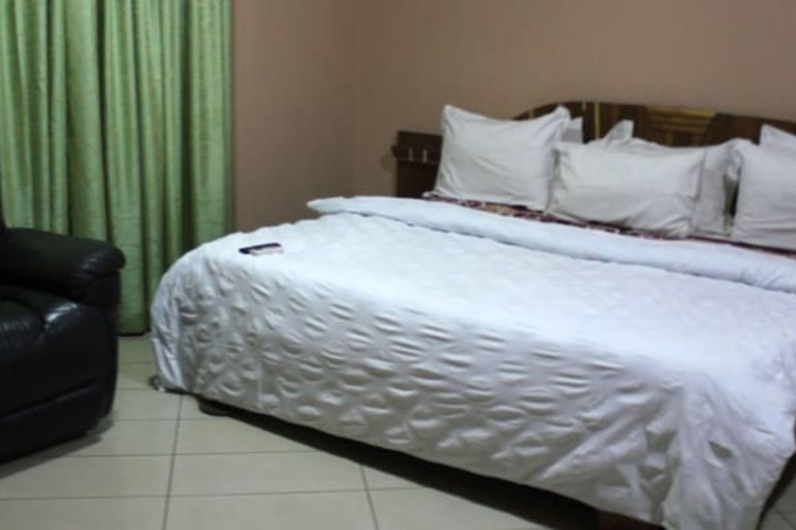 Room 5 of 23