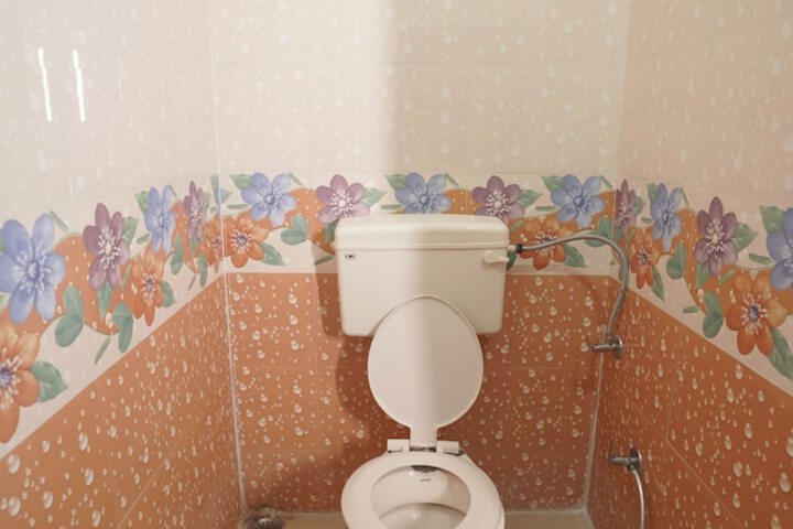 Room 14 of 18
