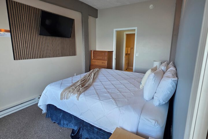 Room 43 of 110