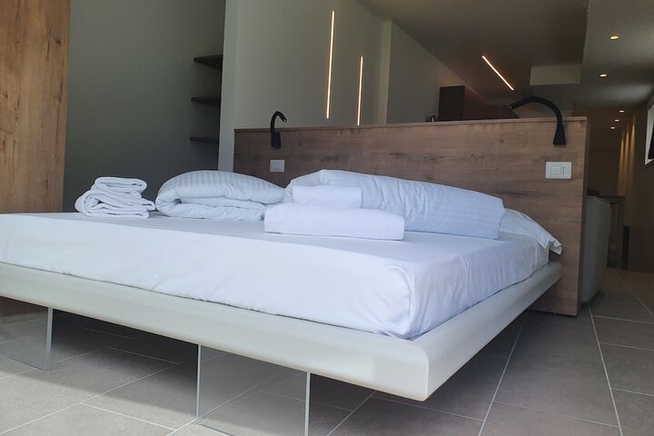 Room 21 of 96