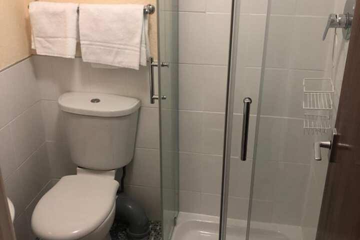 Room 12 of 19