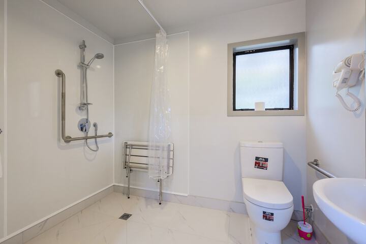 Room 20 of 24