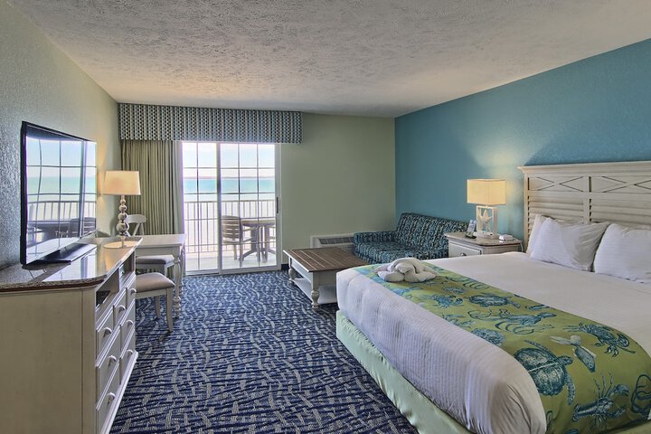 1 King Bed Petite Non Beach View (30 of 33)