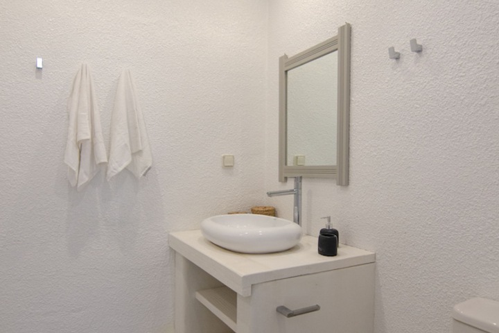 Room 41 of 68