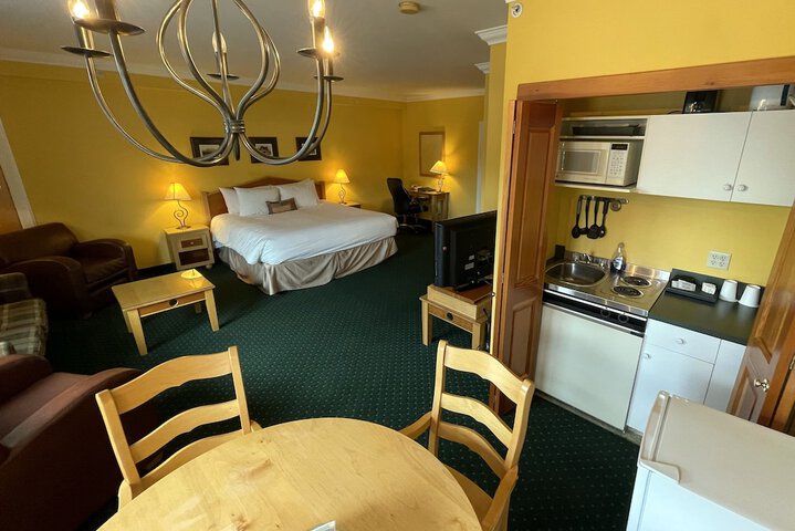 Room 15 of 60