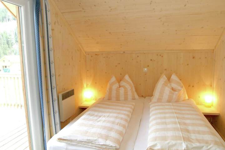 Room 3 of 24