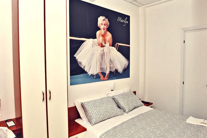 Room 35 of 39