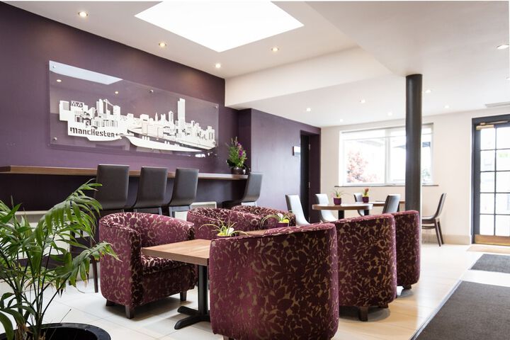 Guest Lobby