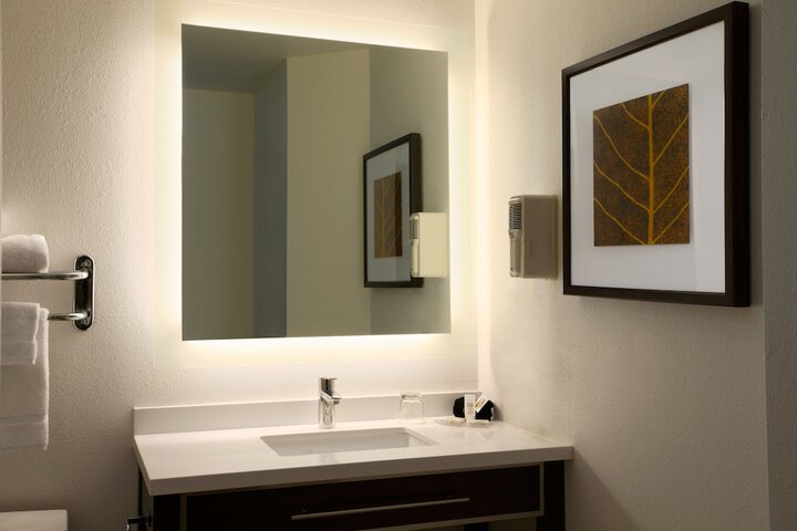 Room 26 of 35