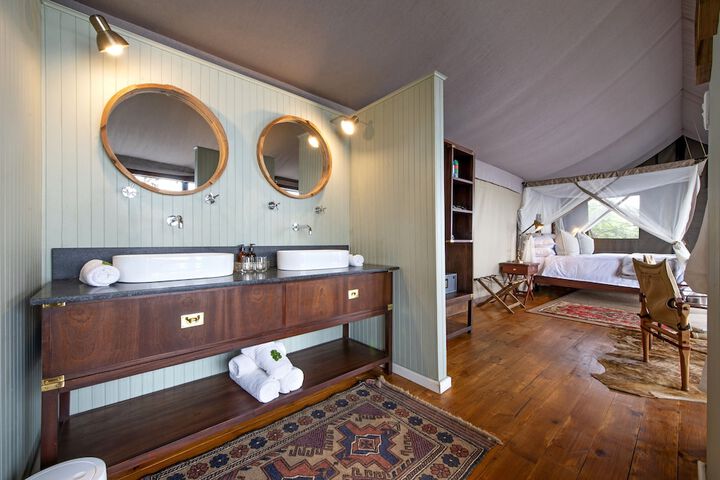 Room 5 of 38