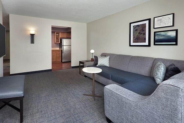 Room 22 of 35