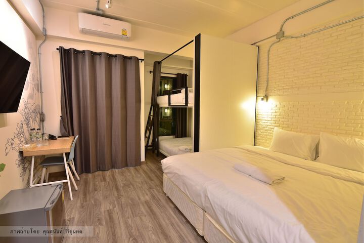 Room 45 of 112