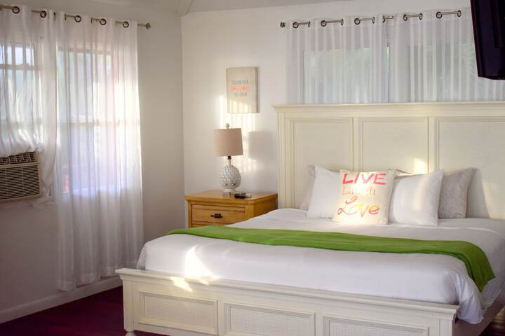 Room 38 of 74