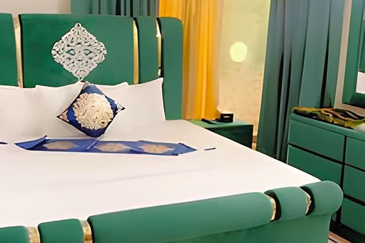 Hotel City International