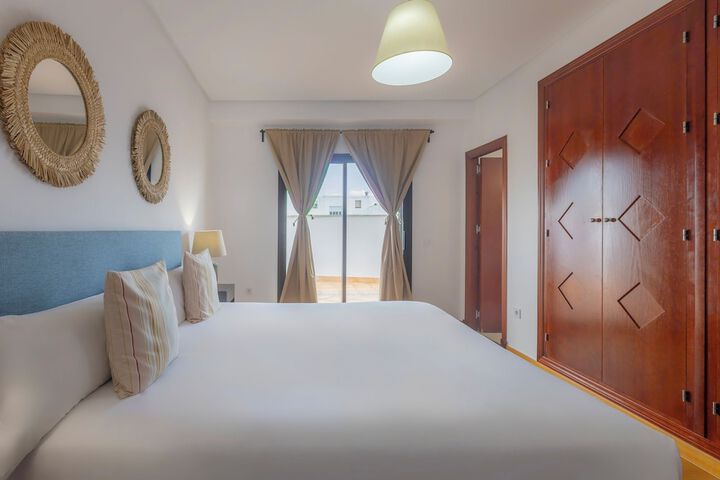 Room 11 of 55