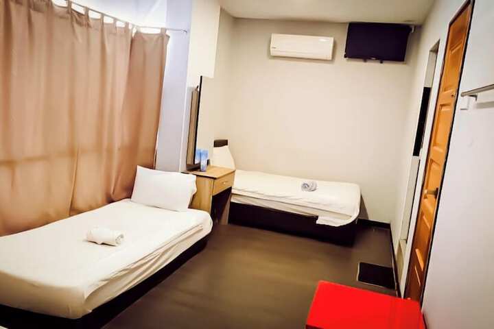 Room 37 of 50