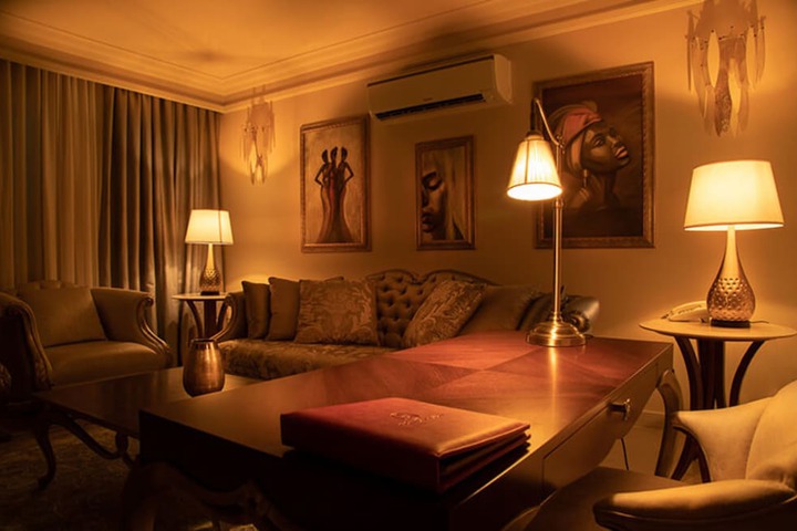Room 20 of 106