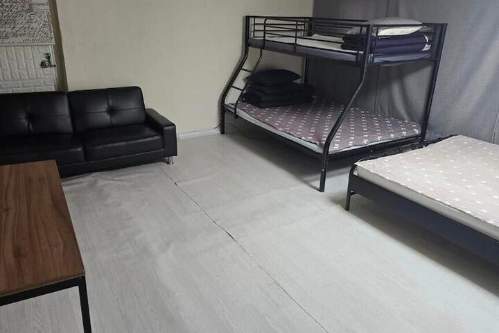 Room 16 of 41