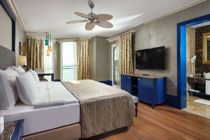 Room 18 of 226