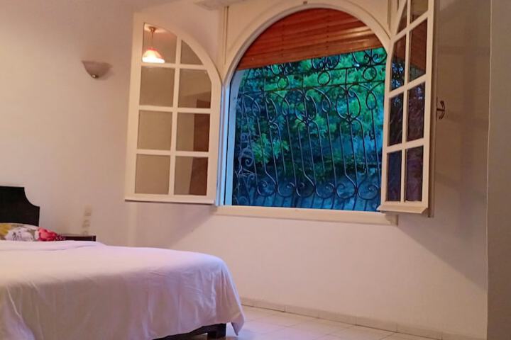 Room 16 of 16